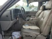 ✅ 2005 Chevrolet Suburban LT • VIN: 1GNFK16Z35J194533 • Lot: 48653215. Wystawiony na Copart z przebiegiem Nie podano. Bezpłatny archiwum sprzedaży aukcyjnych z USA i szczegółowy raport historii pojazdu na DreamBid. Zdjęcie 7.