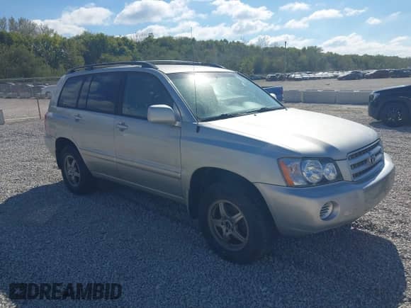 2003 Toyota Highlander z VIN JTEHD21A630021560, wystawiony jako IAAI lot #43458968 z przebiegiem 182 493 mil mil oraz . Historia ofert i sprzedaży dostępna na DreamBid. Obrazek 1.