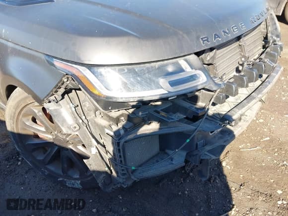 ✅ 2018 Land Rover Range Rover Sport • VIN: SALWR2RE0JA812073 • Lot: 41684364. Listed on IAAI with 76,626 mi. Free auction sales archive from the USA and detailed vehicle history report at DreamBid. Image 16.