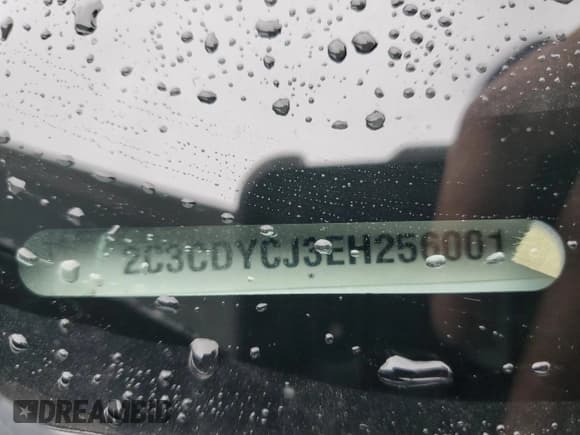 ✅ 2014 Dodge Challenger SRT-8 • VIN: 2C3CDYCJ3EH256001 • Lot: 58063365. Wystawiony na Copart z przebiegiem 64 444 mil. Bezpłatny archiwum sprzedaży aukcyjnych z USA i szczegółowy raport historii pojazdu na DreamBid. Zdjęcie 12.