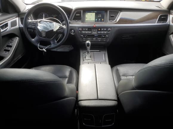 ✅ 2016 Hyundai Genesis 3.8L • VIN: KMHGN4JE1GU137321 • Lot: 43003275. Wystawiony na Copart z przebiegiem 119 972 mil. Bezpłatny archiwum sprzedaży aukcyjnych z USA i szczegółowy raport historii pojazdu na DreamBid. Zdjęcie 8.