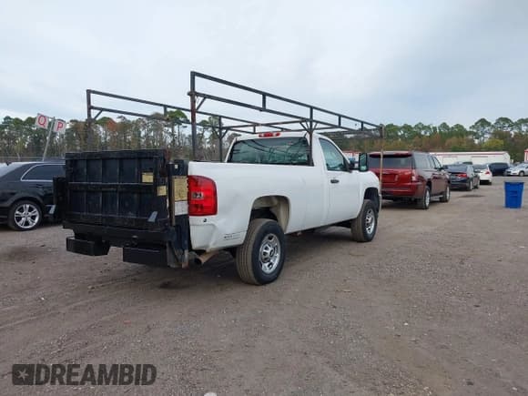 ✅ 2013 Chevrolet Silverado 2500HD Work Truck • VIN: 1GC0CVCG3DF245777 • Lot: 43655870. Listed on IAAI with 288,855 mi. Free auction sales archive from the USA and detailed vehicle history report at DreamBid. Image 4.