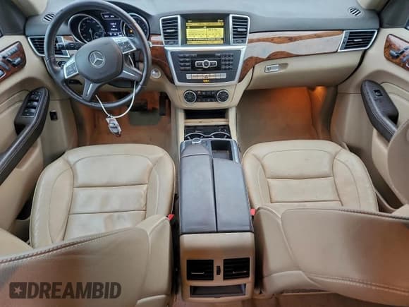 ✅ 2012 Mercedes-Benz M 350 • VIN: 4JGDA5HB2CA032749 • Lot: 95161585. Listed on Copart with 94,616 mi. Free auction sales archive from the USA and detailed vehicle history report at DreamBid. Image 8.