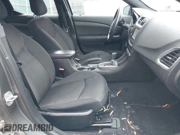 ✅ 2013 Dodge Avenger SXT • VIN: 1C3CDZCG0DN521540 • Lot: 40772548. Listed on IAAI with 145,455 mi. Free auction sales archive from the USA and detailed vehicle history report at DreamBid. Image 5.