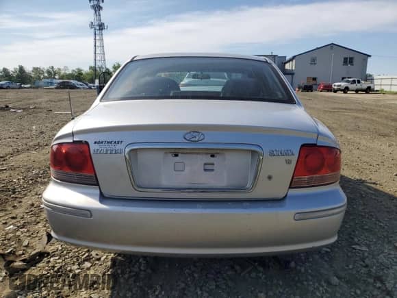 2003 Hyundai Sonata GLS с VIN KMHWF35H53A868529, выставлен на аукционе Copart как лот 56654515 с пробегом 169 851 миль миль и Списание • Salvage title. История ставок и продаж доступна на DreamBid. Изображение 6.