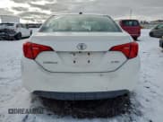 ✅ 2017 Toyota Corolla LE • VIN: 2T1BURHE1HC883996 • Lot: 93923485. Wystawiony na Copart z przebiegiem 212 001 mil. Bezpłatny archiwum sprzedaży aukcyjnych z USA i szczegółowy raport historii pojazdu na DreamBid. Zdjęcie 6.