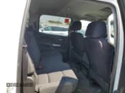 ✅ 2018 Chevrolet Silverado 1500 LT • VIN: 1GCPCREC3JF138661 • Lot: 64279615. Wystawiony na Copart z przebiegiem 64 838 mil. Bezpłatny archiwum sprzedaży aukcyjnych z USA i szczegółowy raport historii pojazdu na DreamBid. Zdjęcie 10.