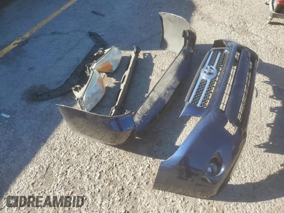 ✅ 2006 Toyota RAV4 Limited • VIN: JTMBD31V865003913 • Lot: 71559215. Wystawiony na Copart z przebiegiem 110 594 mil. Bezpłatny archiwum sprzedaży aukcyjnych z USA i szczegółowy raport historii pojazdu na DreamBid. Zdjęcie 12.