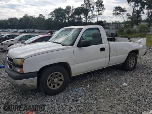✅ 2006 Chevrolet Silverado 1500 Work Truck • VIN: 3GCEC14X86G192993 • Lot: 70599224. Wystawiony na Copart z przebiegiem 207 515 mil mil. Skorzystaj z bezpłatnego archiwum sprzedaży aukcyjnych z USA i zobacz szczegółowy raport historii pojazdu na DreamBid. Zdjęcie 1.