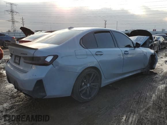 ✅ 2024 BMW 3 Series M340i xDrive • VIN: 3MW49FF08R8E53879 • Lot: 46680575. Wystawiony na Copart z przebiegiem 17 000 mil. Bezpłatny archiwum sprzedaży aukcyjnych z USA i szczegółowy raport historii pojazdu na DreamBid. Zdjęcie 3.