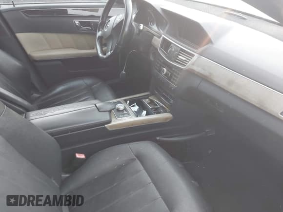 ✅ 2011 Mercedes-Benz E 550 Luxury • VIN: WDDHF9AB9BA347948 • Лот: 43846197. Опубликован ранее на IAAI с пробегом 193 629 миль. Бесплатный доступ к архиву аукционных продаж из США и подробный отчёт об истории автомобиля на DreamBid. Изображение 5.