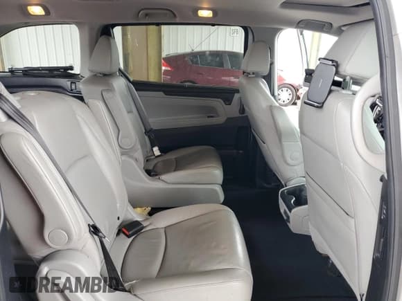 ✅ 2019 Honda Odyssey EX-L • VIN: 5FNRL6H76KB133403 • Лот: 84735525. Опубликован ранее на Copart с пробегом 68 990 миль. Бесплатный доступ к архиву аукционных продаж из США и подробный отчёт об истории автомобиля на DreamBid. Изображение 11.