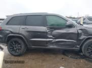 ✅ 2019 Jeep Grand Cherokee Laredo E • VIN: 1C4RJEAG1KC572533 • Lot: 41556719. Wystawiony na IAAI z przebiegiem 31 625 mil. Bezpłatny archiwum sprzedaży aukcyjnych z USA i szczegółowy raport historii pojazdu na DreamBid. Zdjęcie 13.