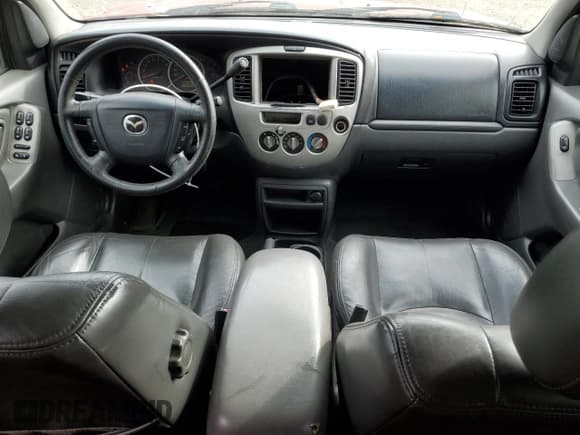 ✅ 2003 Mazda Tribute ES • VIN: 4F2CZ06163KM34659 • Lot: 90058545. Wystawiony na Copart z przebiegiem 274 272 mil. Bezpłatny archiwum sprzedaży aukcyjnych z USA i szczegółowy raport historii pojazdu na DreamBid. Zdjęcie 8.