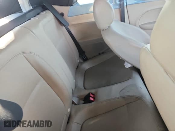 ✅ 2013 Volkswagen Beetle 2.5L • VIN: 3VW5X7AT7DM831918 • Лот: 84798355. Опубликован ранее на Copart с пробегом Не указан. Бесплатный доступ к архиву аукционных продаж из США и подробный отчёт об истории автомобиля на DreamBid. Изображение 10.