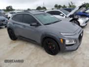 ✅ 2021 Hyundai Kona Night Edition • VIN: KM8K63A51MU671478 • Лот: 74240174. Опубликован ранее на Copart с пробегом 32 494 миль. Бесплатный доступ к архиву аукционных продаж из США и подробный отчёт об истории автомобиля на DreamBid. Изображение 4.