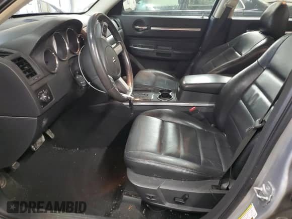 ✅ 2009 Dodge Charger R/T • VIN: 2B3KA53T19H551962 • Лот: 81923154. Размещён на Copart с пробегом 102 789 миль миль. Получите бесплатный доступ к архиву аукционных продаж из США и посмотрите подробный отчёт об истории автомобиля на DreamBid. Изображение 7.