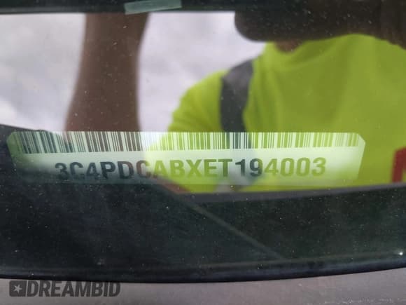 ✅ 2014 Dodge Journey SE • VIN: 3C4PDCABXET194003 • Lot: 43274470. Listed on IAAI with 92,895 mi. Free auction sales archive from the USA and detailed vehicle history report at DreamBid. Image 9.