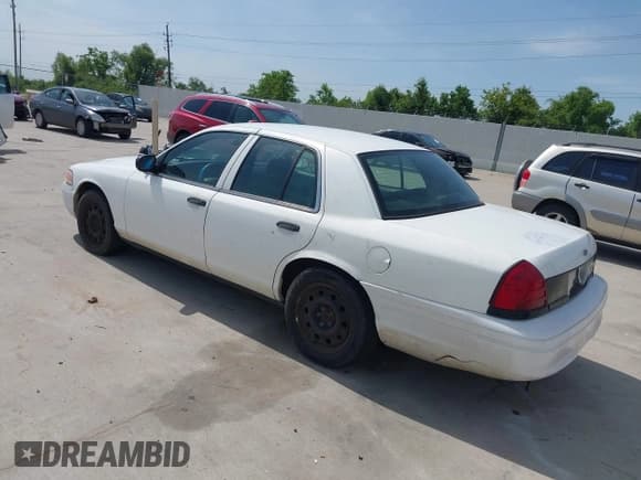✅ 2009 Ford Police Interceptor • VIN: 2FAHP71V59X149025 • Lot: 42853064. Listed on IAAI with Not provided. Free auction sales archive from the USA and detailed vehicle history report at DreamBid. Image 3.