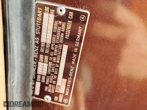 ✅ 1981 Mercedes-Benz 380 SL • VIN: WDBBA45A0BB007969 • Lot: 65242345. Wystawiony na Copart z przebiegiem 101 320 mil. Bezpłatny archiwum sprzedaży aukcyjnych z USA i szczegółowy raport historii pojazdu na DreamBid. Zdjęcie 12.