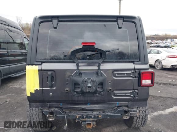 ✅ 2021 Jeep Wrangler Sport • VIN: 1C4GJXAN2MW541827 • Lot: 42037130. Listed on IAAI with 55,484 mi. Free auction sales archive from the USA and detailed vehicle history report at DreamBid. Image 17.
