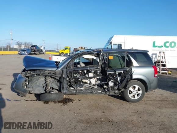 ✅ 2007 Saturn VUE I4 Hybrid • VIN: 5GZCZ33Z27S810127 • Lot: 41594094. Wystawiony na IAAI z przebiegiem Nie podano. Bezpłatny archiwum sprzedaży aukcyjnych z USA i szczegółowy raport historii pojazdu na DreamBid. Zdjęcie 14.