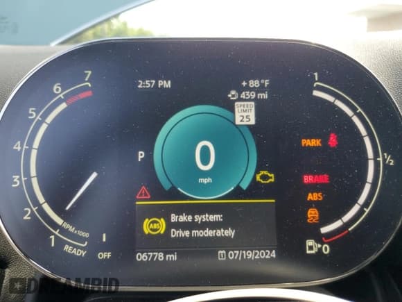 ✅ 2024 MINI Countryman Cooper S • VIN: WMZ83BR01R3R55474 • Lot: 63559514. Wystawiony na Copart z przebiegiem 6 788 mil. Bezpłatny archiwum sprzedaży aukcyjnych z USA i szczegółowy raport historii pojazdu na DreamBid. Zdjęcie 9.