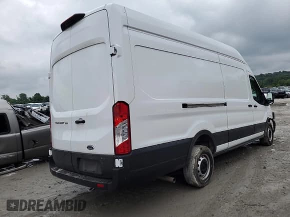 ✅ 2023 Ford Transit Cargo • VIN: 1FTBW3X81PKB10025 • Lot: 60060385. Listed on Copart with 13,811 mi. Free auction sales archive from the USA and detailed vehicle history report at DreamBid. Image 3.