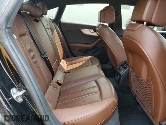 ✅ 2018 Audi A5 Sportback Premium Plus • VIN: WAUBNCF51JA064250 • Lot: 67896905. Wystawiony na Copart z przebiegiem 82 399 mil. Bezpłatny archiwum sprzedaży aukcyjnych z USA i szczegółowy raport historii pojazdu na DreamBid. Zdjęcie 10.