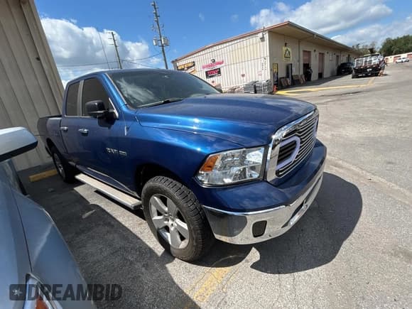 ✅ 2009 Dodge 1500 SLT • VIN: 1D3HB18T79S777494 • Lot: 53476025. Wystawiony na Copart z przebiegiem 161 838 mil. Bezpłatny archiwum sprzedaży aukcyjnych z USA i szczegółowy raport historii pojazdu na DreamBid. Zdjęcie 1.