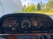 ✅ 1986 Mercedes-Benz 560 • VIN: WDBCA39D0GA203068 • Lot: 56704555. Listed on Copart with 107,817 mi. Free auction sales archive from the USA and detailed vehicle history report at DreamBid. Image 8.