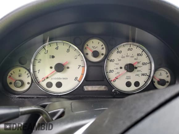 ✅ 2002 Mazda MX-5 Miata Cloth • VIN: JM1NB353920221121 • Lot: 74083274. Wystawiony na Copart z przebiegiem Nie podano. Bezpłatny archiwum sprzedaży aukcyjnych z USA i szczegółowy raport historii pojazdu na DreamBid. Zdjęcie 9.