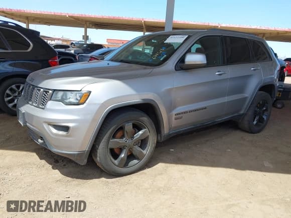 ✅ 2017 Jeep Grand Cherokee Altitude • VIN: 1C4RJFAG9HC671518 • Lot: 42122200. Listed on IAAI with 113,998 mi. Free auction sales archive from the USA and detailed vehicle history report at DreamBid. Image 16.