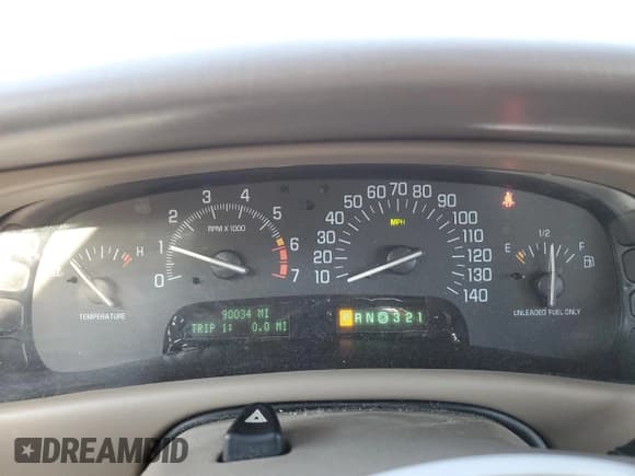 ✅ 2002 Buick Park Avenue • VIN: 1G4CW54K524154019 • Лот: 70196535. Опубликован ранее на Copart с пробегом 90 034 миль. Бесплатный доступ к архиву аукционных продаж из США и подробный отчёт об истории автомобиля на DreamBid. Изображение 9.