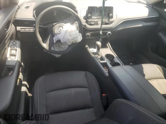 ✅ 2024 Nissan Altima S • VIN: 1N4BL4BVXRN396721 • Lot: 80083275. Wystawiony na Copart z przebiegiem 23 932 mil. Bezpłatny archiwum sprzedaży aukcyjnych z USA i szczegółowy raport historii pojazdu na DreamBid. Zdjęcie 8.