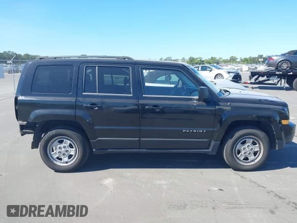 ✅ 2016 Jeep Patriot Sport • VIN: 1C4NJPBA4GD513465 • Лот: 43539715. Опубликован ранее на IAAI с пробегом 158 988 миль. Бесплатный доступ к архиву аукционных продаж из США и подробный отчёт об истории автомобиля на DreamBid. Изображение 14.
