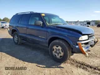 2002 Chevrolet Blazer LS with VIN 1GNDT13W22K123926, listed as a Copart auction lot 79219564 with 205,251 mi miles and Salvage title. Bid and sale history available at DreamBid. Image 4.