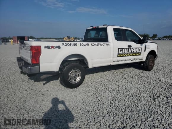 ✅ 2022 Ford F-250 XL • VIN: 1FT7X2B68NEG43777 • Lot: 50812725. Listed on Copart with 28,865 mi. Free auction sales archive from the USA and detailed vehicle history report at DreamBid. Image 3.