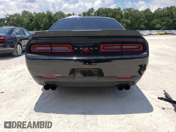 ✅ 2018 Dodge Challenger SXT Plus • VIN: 2C3CDZAG6JH339204 • Lot: 58971923. Wystawiony na Copart z przebiegiem 75 299 mil. Bezpłatny archiwum sprzedaży aukcyjnych z USA i szczegółowy raport historii pojazdu na DreamBid. Zdjęcie 6.