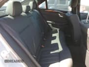 ✅ 2015 Mercedes-Benz E 400 • VIN: WDDHF6FBXFB155428 • Лот: 65840673. Опубликован ранее на Copart с пробегом 61 012 миль. Бесплатный доступ к архиву аукционных продаж из США и подробный отчёт об истории автомобиля на DreamBid. Изображение 10.