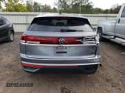✅ 2024 Volkswagen Atlas SE • VIN: 1V2LE2CA8RC243404 • Lot: 82175435. Listed on Copart with 13,617 mi. Free auction sales archive from the USA and detailed vehicle history report at DreamBid. Image 6.