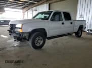 ✅ 2006 Chevrolet Silverado 2500HD LT2 • VIN: 1GCHK23U06F154978 • Lot: 80367745. Wystawiony na Copart z przebiegiem 135 173 mil. Bezpłatny archiwum sprzedaży aukcyjnych z USA i szczegółowy raport historii pojazdu na DreamBid. Zdjęcie 1.