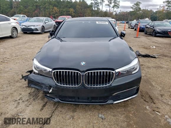 ✅ 2019 BMW 7 Series 740i xDrive • VIN: WBA7E4C59KGV70097 • Lot: 96294445. Listed on Copart with Not provided. Free auction sales archive from the USA and detailed vehicle history report at DreamBid. Image 5.