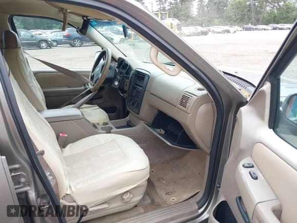 ✅ 2002 Ford Explorer XLT • VIN: 1FMZU63E62ZB80455 • Лот: 42959751. Опубликован ранее на IAAI с пробегом Не указан. Бесплатный доступ к архиву аукционных продаж из США и подробный отчёт об истории автомобиля на DreamBid. Изображение 5.