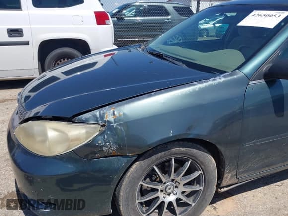 ✅ 2004 Toyota Camry LE • VIN: 4T1BF32K84U075319 • Lot: 42650053. Wystawiony na IAAI z przebiegiem 183 491 mil. Bezpłatny archiwum sprzedaży aukcyjnych z USA i szczegółowy raport historii pojazdu na DreamBid. Zdjęcie 6.