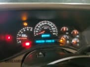 ✅ 2004 Chevrolet Silverado 1500 LS • VIN: 2GCEK13T641427852 • Lot: 51448595. Wystawiony na Copart z przebiegiem 174 565 mil. Bezpłatny archiwum sprzedaży aukcyjnych z USA i szczegółowy raport historii pojazdu na DreamBid. Zdjęcie 9.