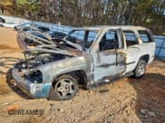 ✅ 2002 GMC Yukon SLT • VIN: 1GKEC13Z62R230657 • Лот: 93722755. Опубликован ранее на Copart с пробегом Не указан. Бесплатный доступ к архиву аукционных продаж из США и подробный отчёт об истории автомобиля на DreamBid. Изображение 1.