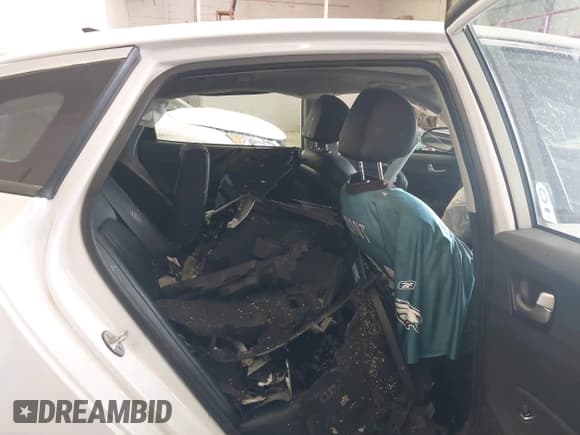 ✅ 2020 Kia Optima LX • VIN: 5XXGT4L34LG434279 • Lot: 42048967. Listed on IAAI with Not provided. Free auction sales archive from the USA and detailed vehicle history report at DreamBid. Image 8.