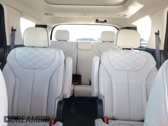 ✅ 2021 Hyundai Palisade Limited • VIN: KM8R54HE0MU207787 • Lot: 87731115. Listed on Copart with 19,642 mi. Free auction sales archive from the USA and detailed vehicle history report at DreamBid. Image 10.