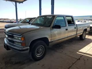 ✅ 2000 Chevrolet Silverado 3500 • VIN: 1GCGC33R1YF502364 • Lot: 48556275. Listed on Copart with 148,142 mi. Free auction sales archive from the USA and detailed vehicle history report at DreamBid. Image 1.